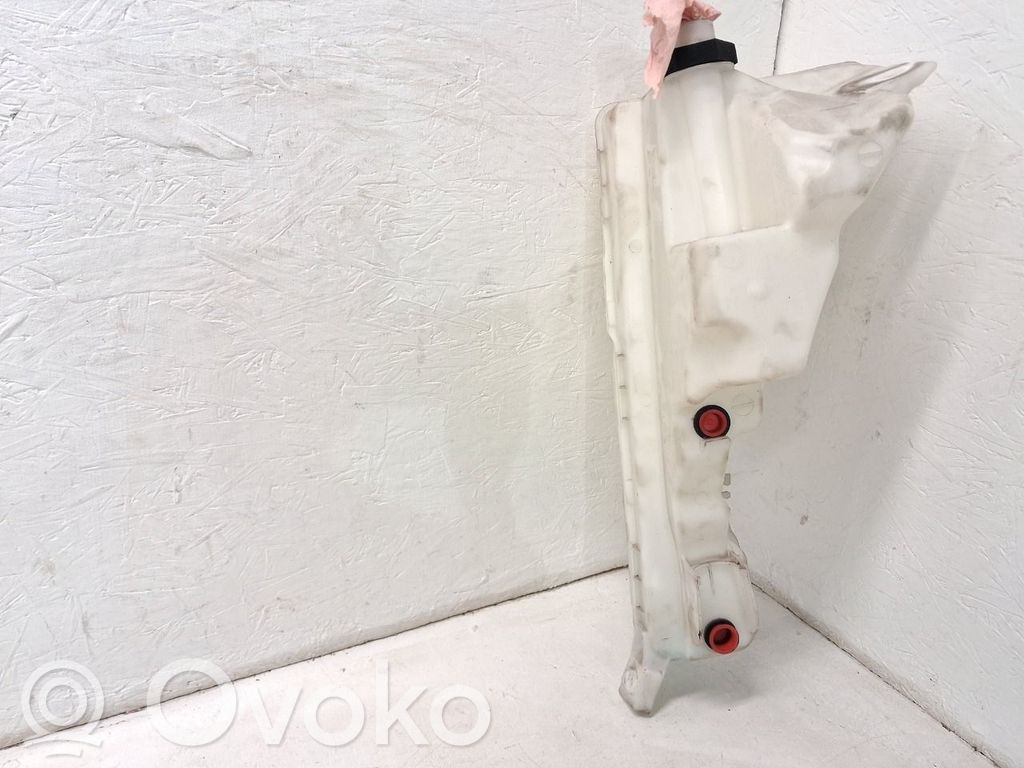 Zbiornik płynu do spryskiwaczy szyby przedniej / czołowej   31699969,31699969,31699969