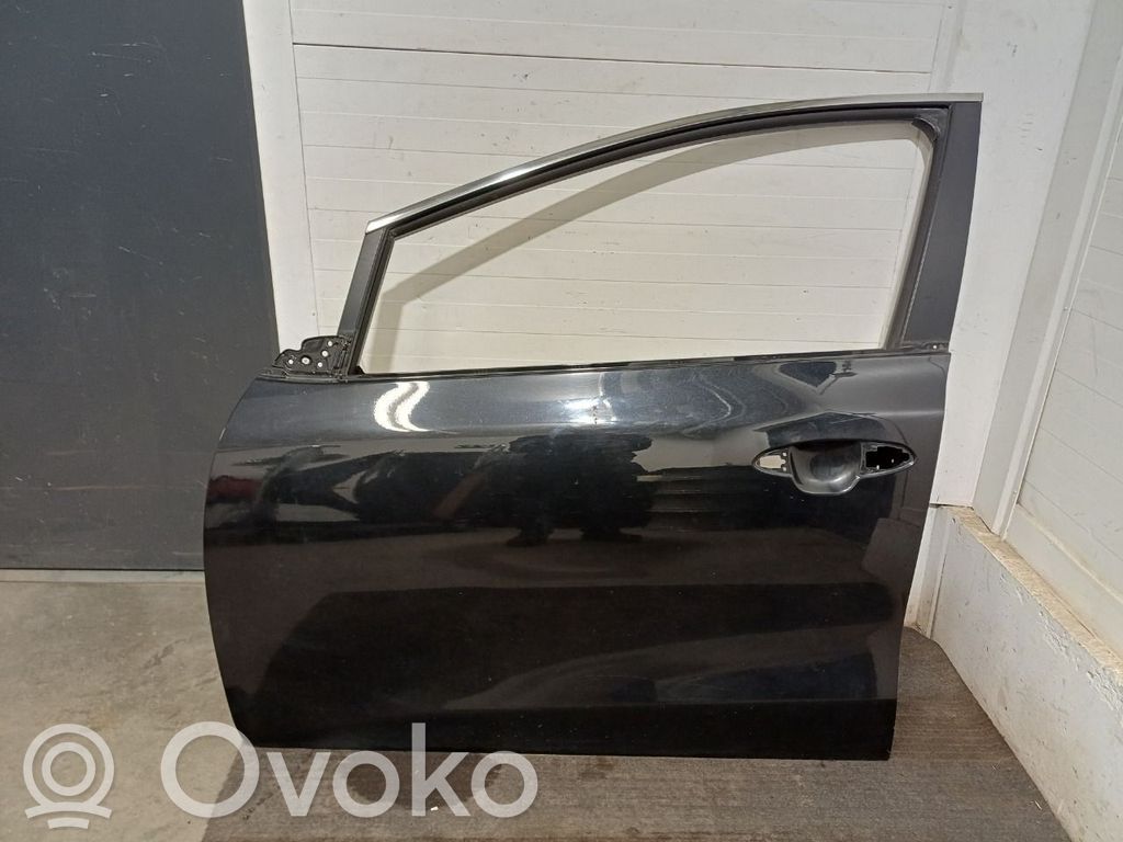 Front door   76003A2000