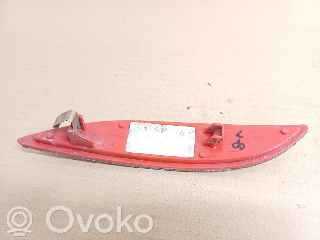 Renault Megane III Reflector spate 
