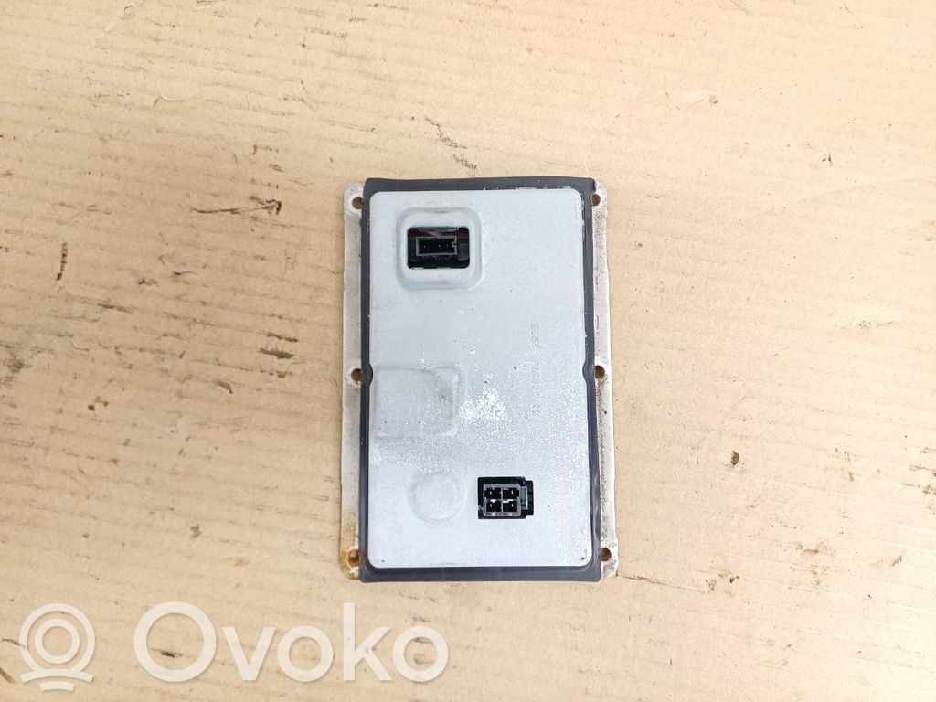 Volvo XC70 Light module LCM 