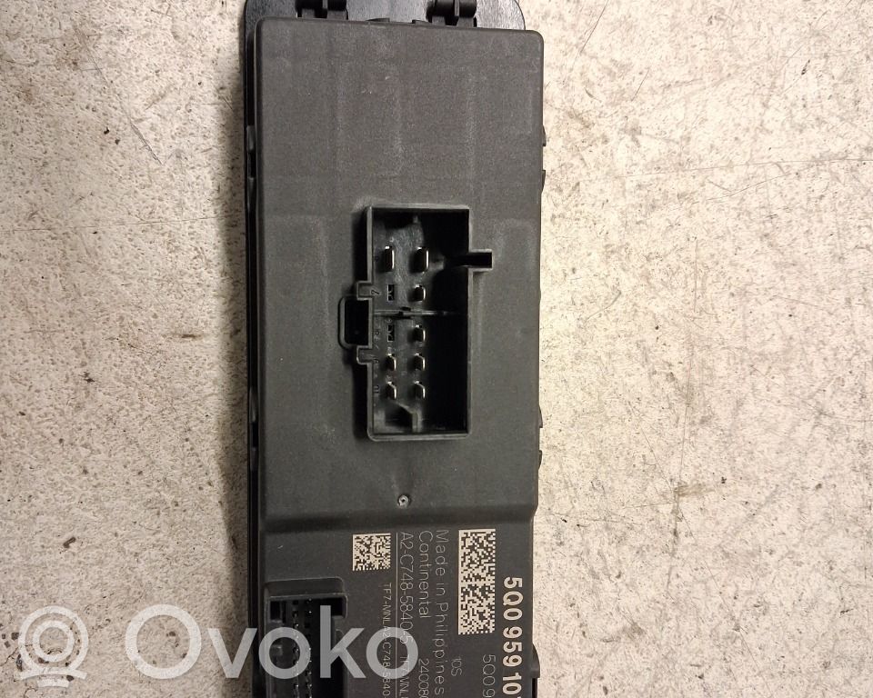 Volkswagen PASSAT B8 Sterownik / Moduł elektrycznej klapy tylnej / bagażnika 