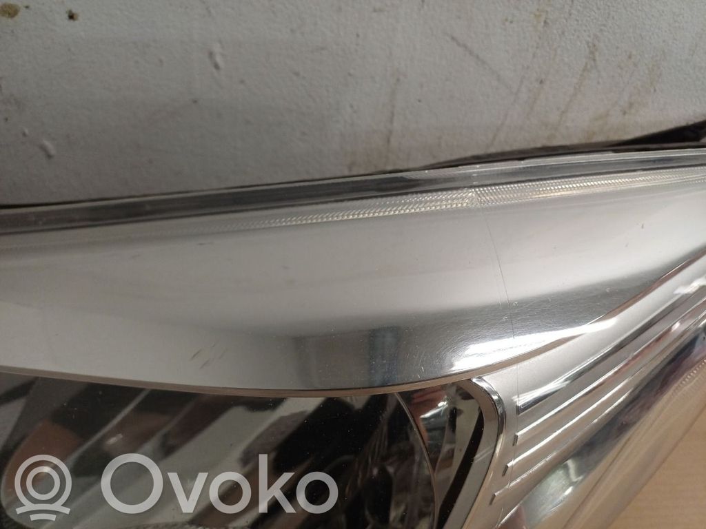 Nissan Note (E11) Headlight/headlamp 
