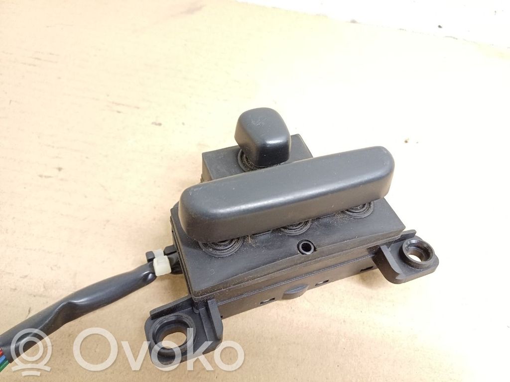Seat control switch   4653796,8961Q61