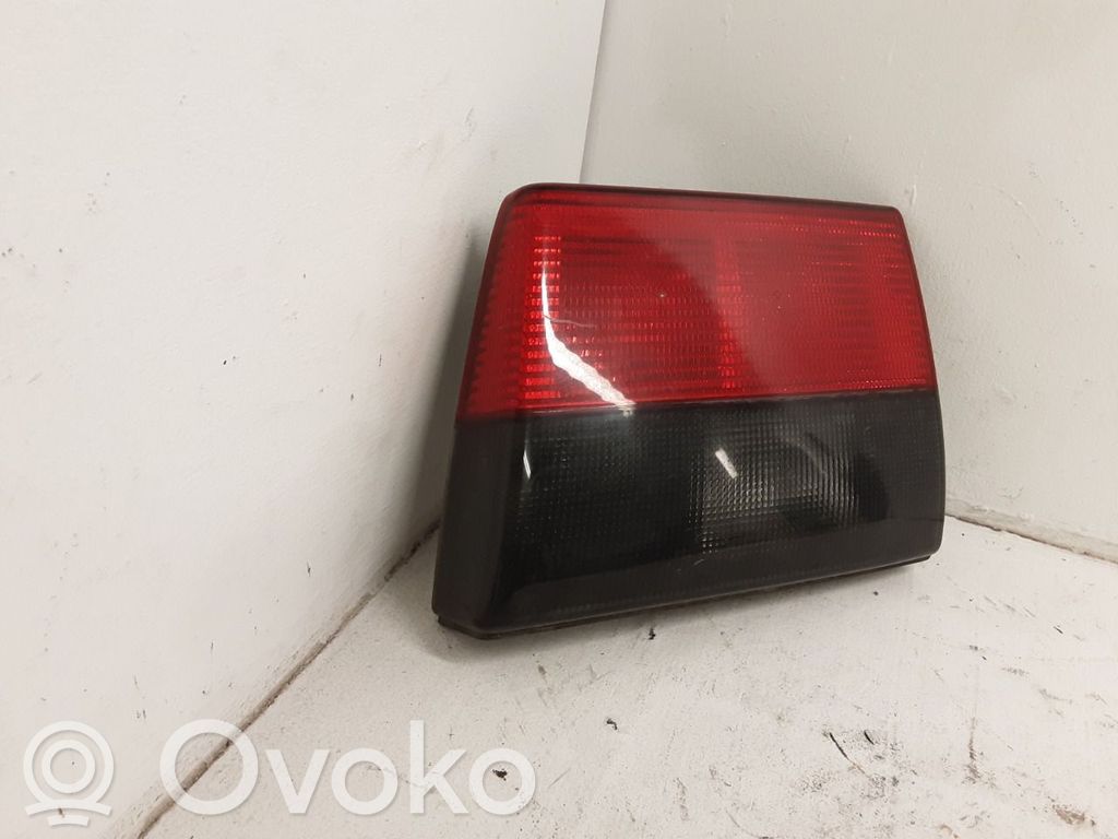 Tailgate rear/tail lights   4564472