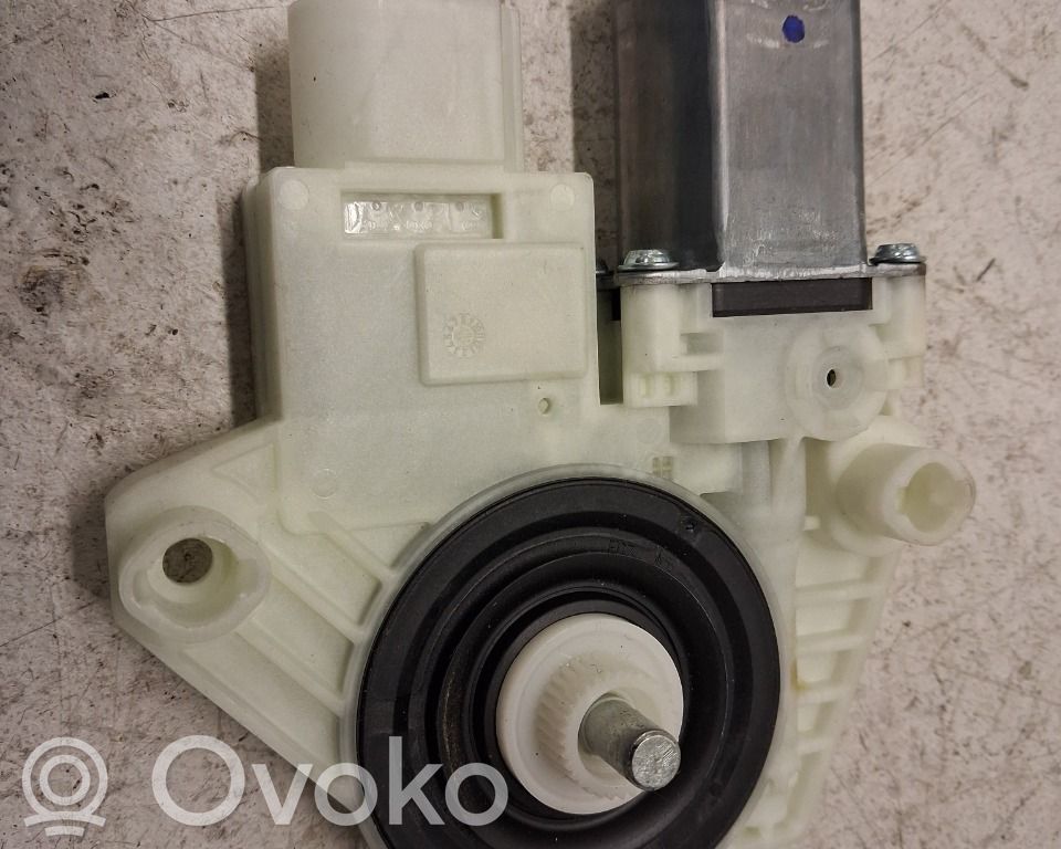 BMW 5 G30 G31 G38 Silniczek podnoszenia szyby drzwi tylnych 