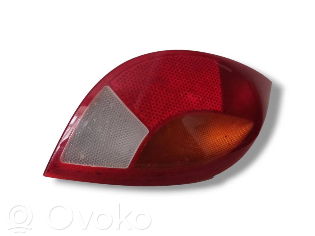 Ford Ka Galinis žibintas kėbule 