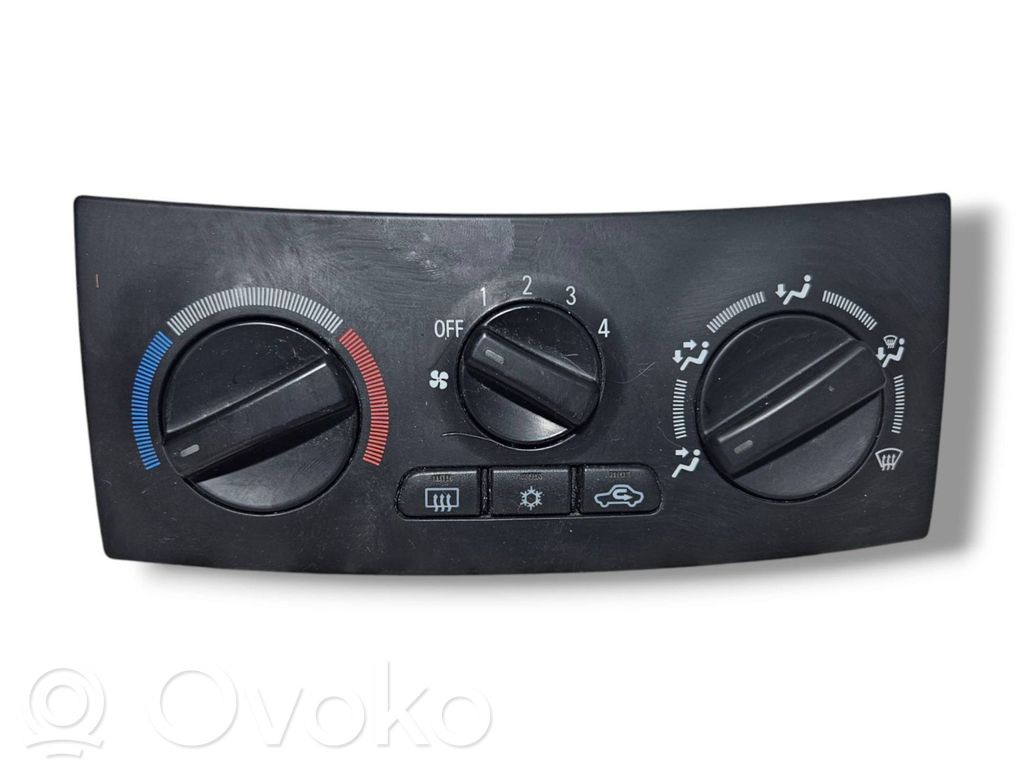 Mitsubishi Space Star Panel klimatyzacji 