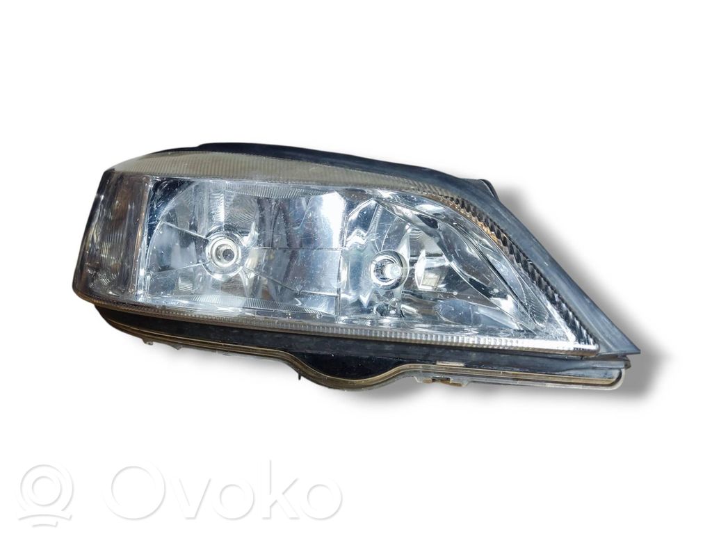 Opel Astra G Lampa przednia 