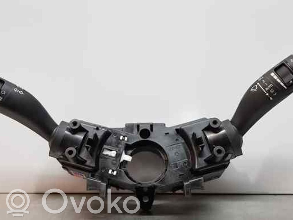 KIA Sportage Interruptor de control multifunción 