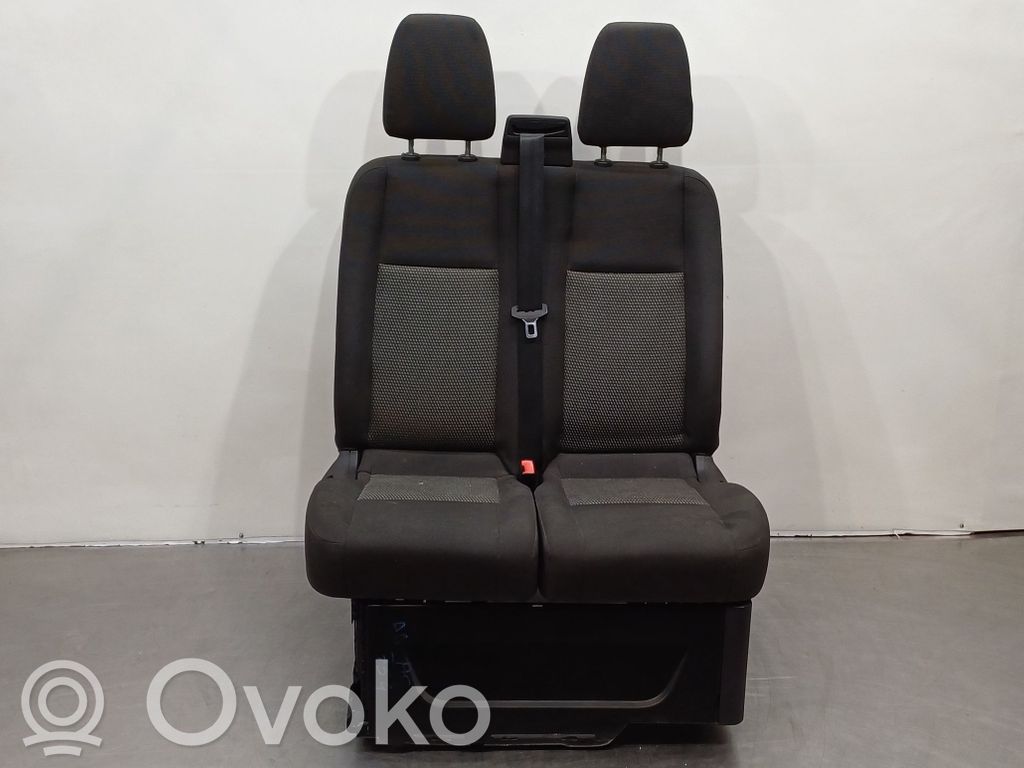 Ford Transit Etumatkustajan istuin 