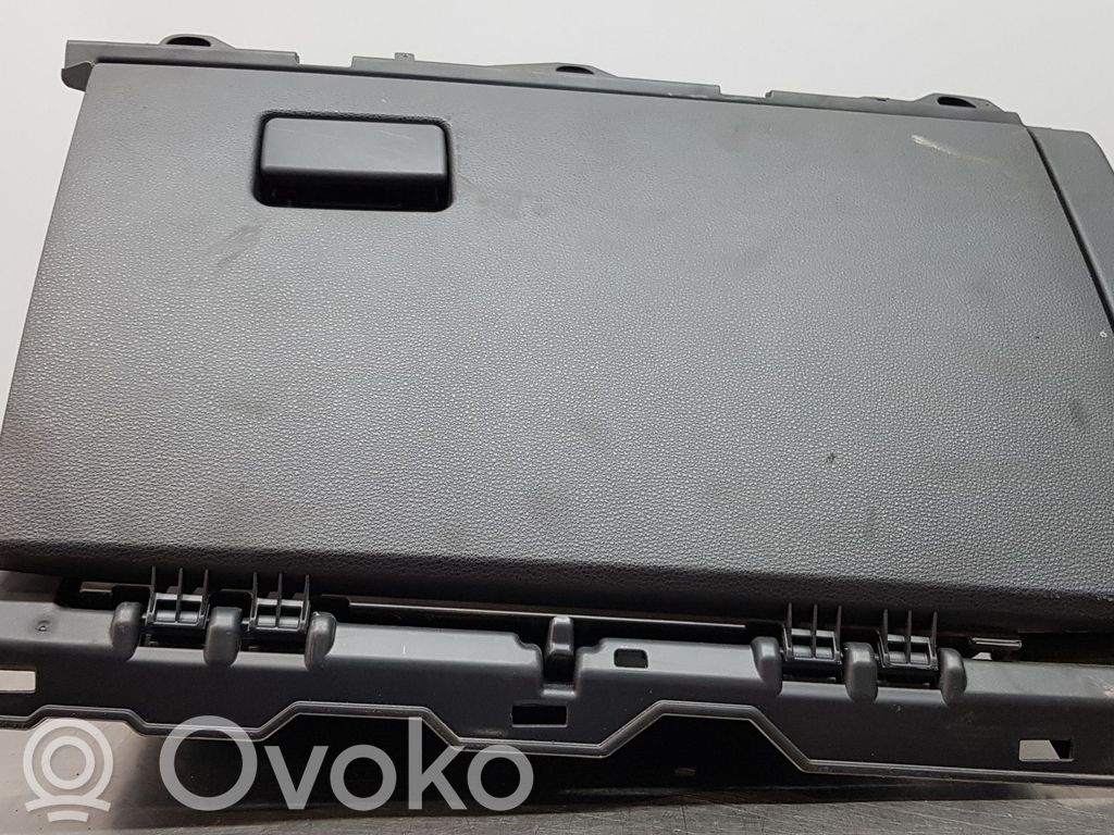 Toyota Corolla E160 E170 Daiktadėžė 