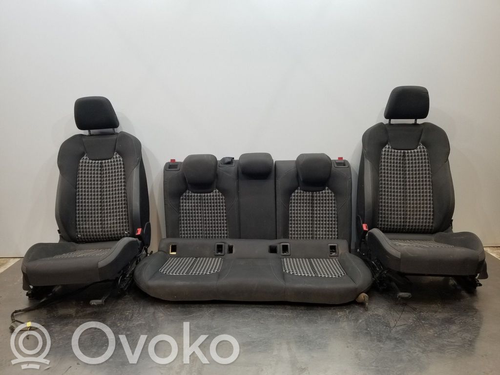 Kit siège   2Q4881106K