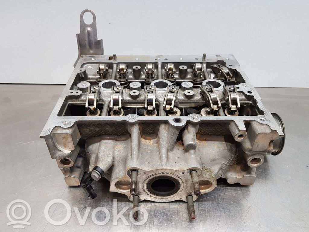 Culata del motor   05C103063A,05C103404C