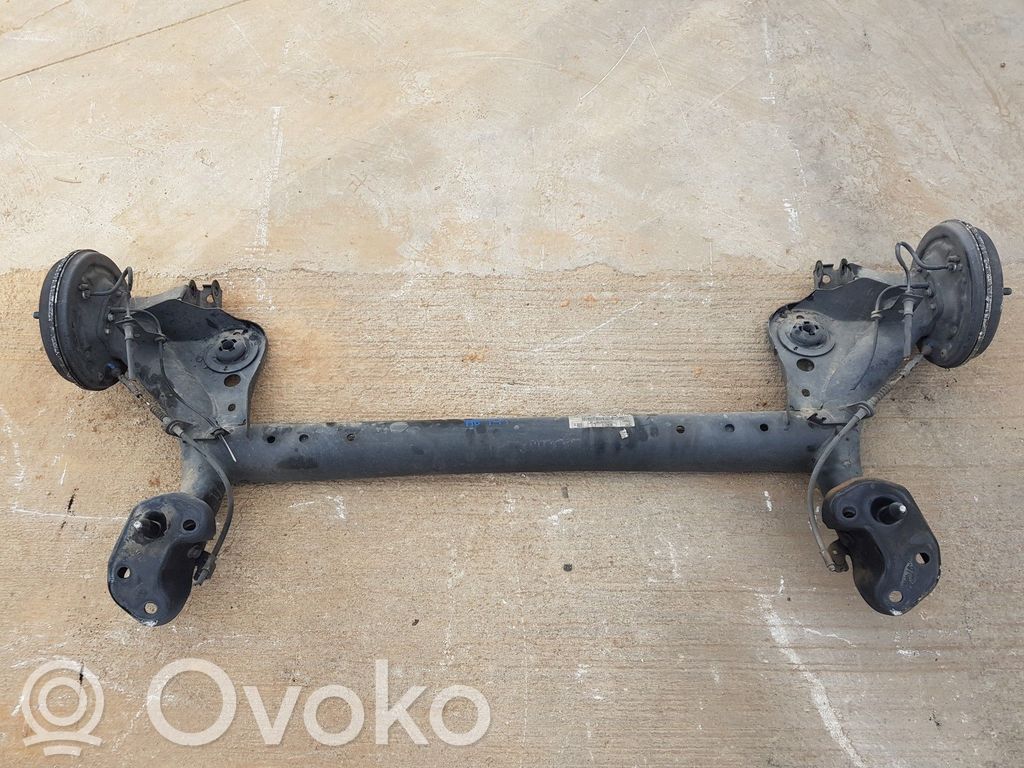 Ford Fiesta Eje trasero con reductor 