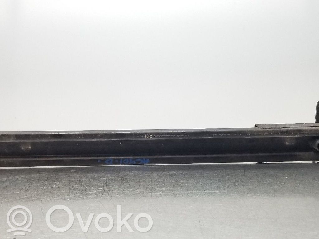 Peugeot 5008 Front bumper cross member 