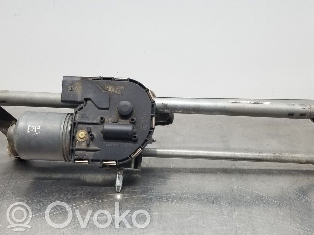Volkswagen Scirocco Wiper motor 
