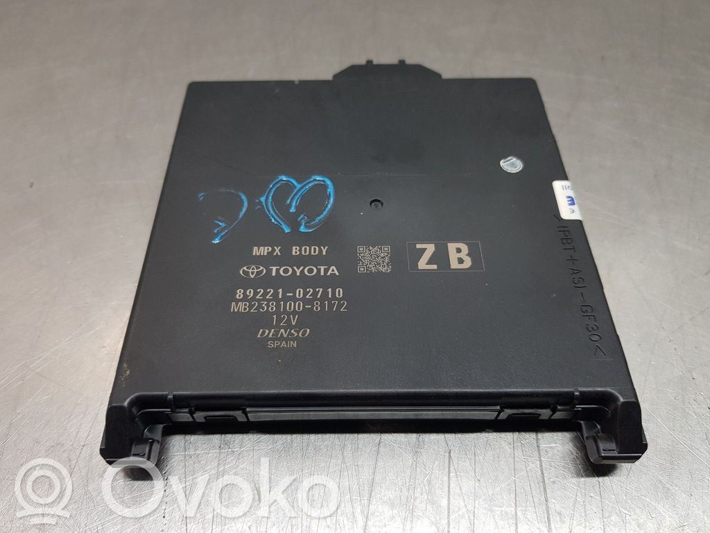 Toyota Corolla E160 E170 Inne komputery / moduły / sterowniki 
