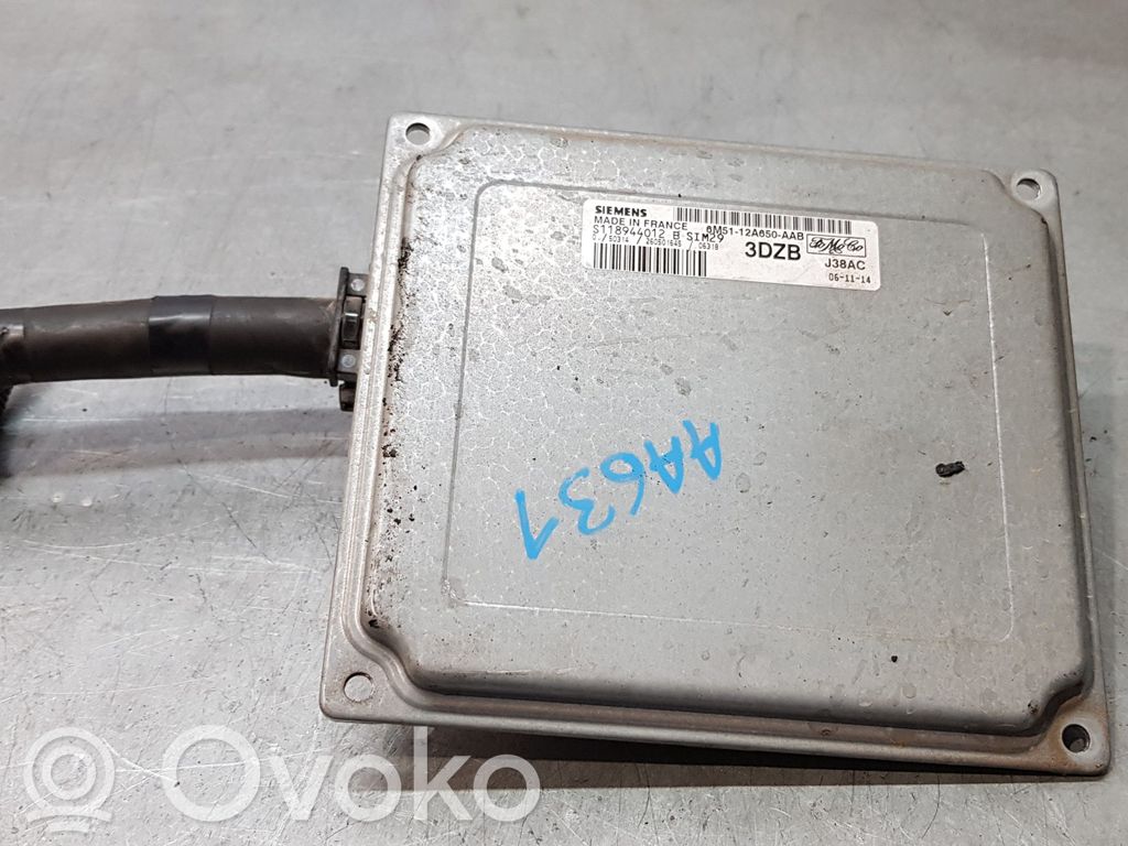 Unidad de control/módulo del motor   6M5112A650AAB