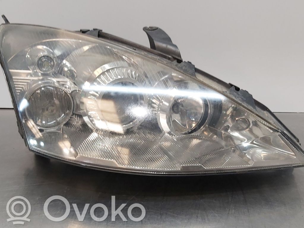 Ford Focus Headlight/headlamp 