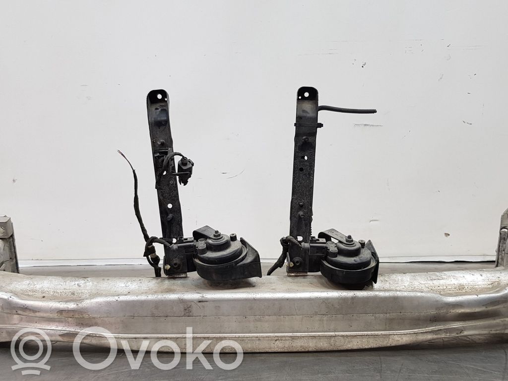 Audi A8 S8 D3 4E Priekšpusē bampera sija / balka 