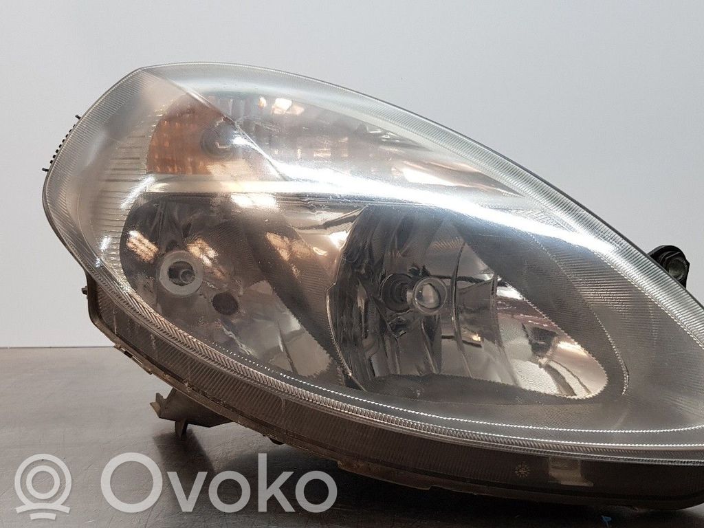 Lancia Ypsilon Headlight/headlamp 