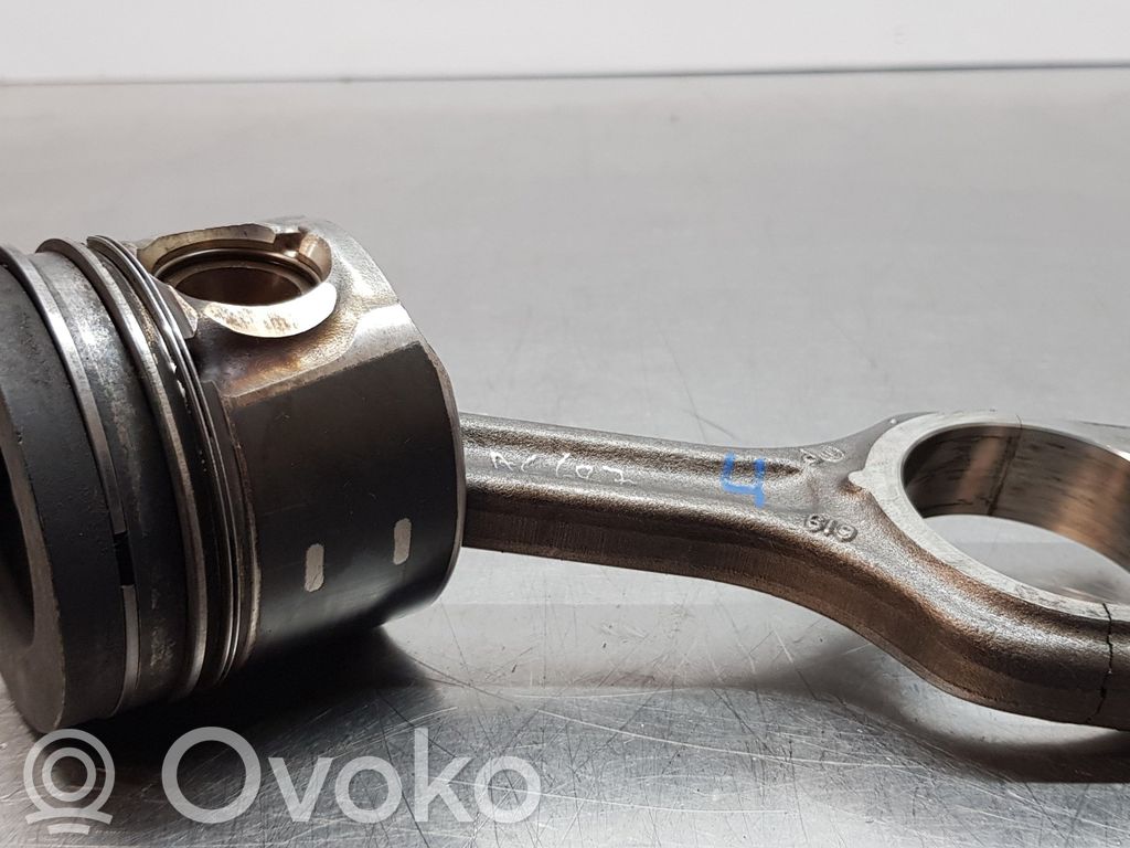 Mäntä   FM5Q6011AB