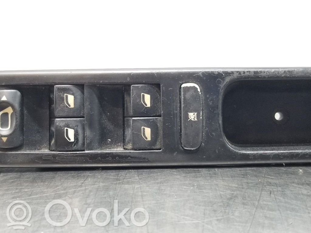 Peugeot 307 Electric window control switch 