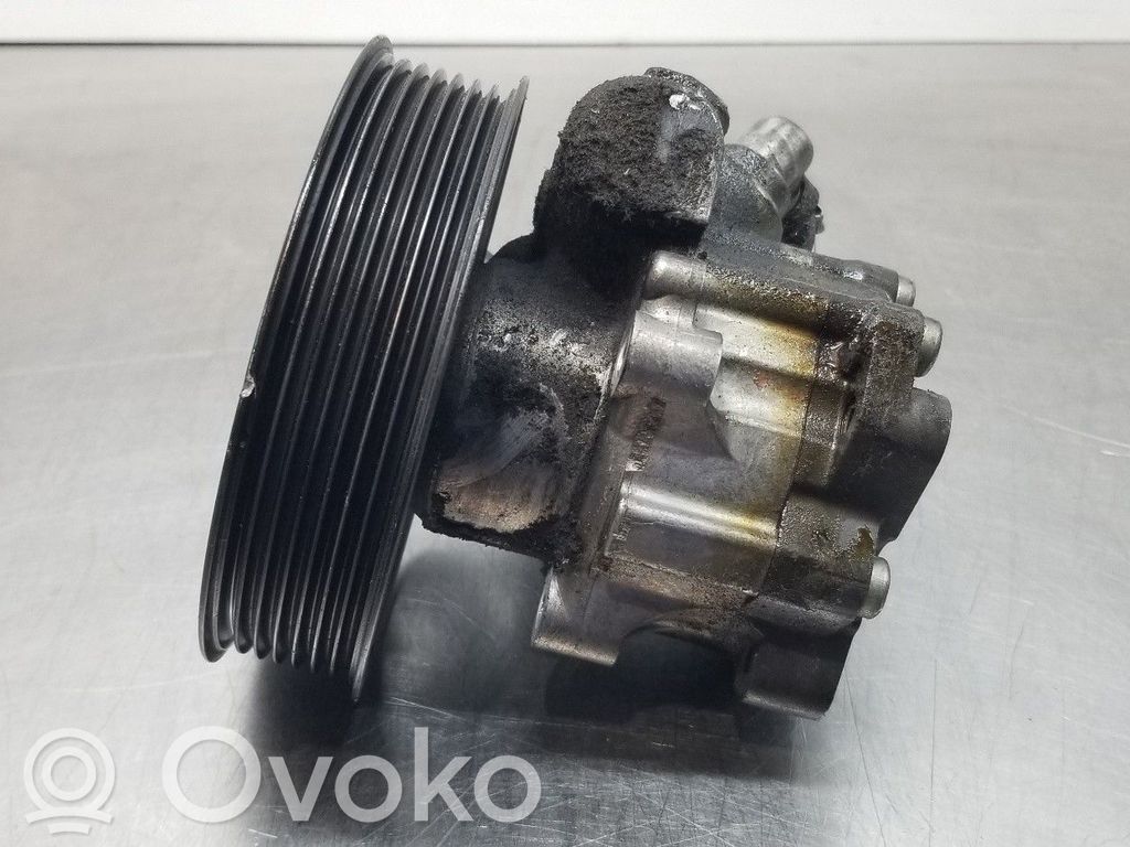 Audi A8 S8 D2 4D Power steering pump 
