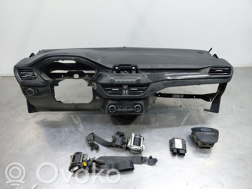 Ford Focus Oro pagalvių komplektas 