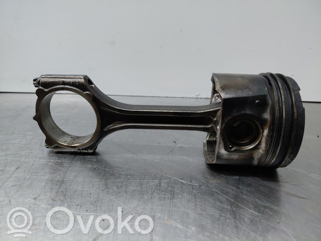 KIA Ceed Vaihdelaatikon kannake 