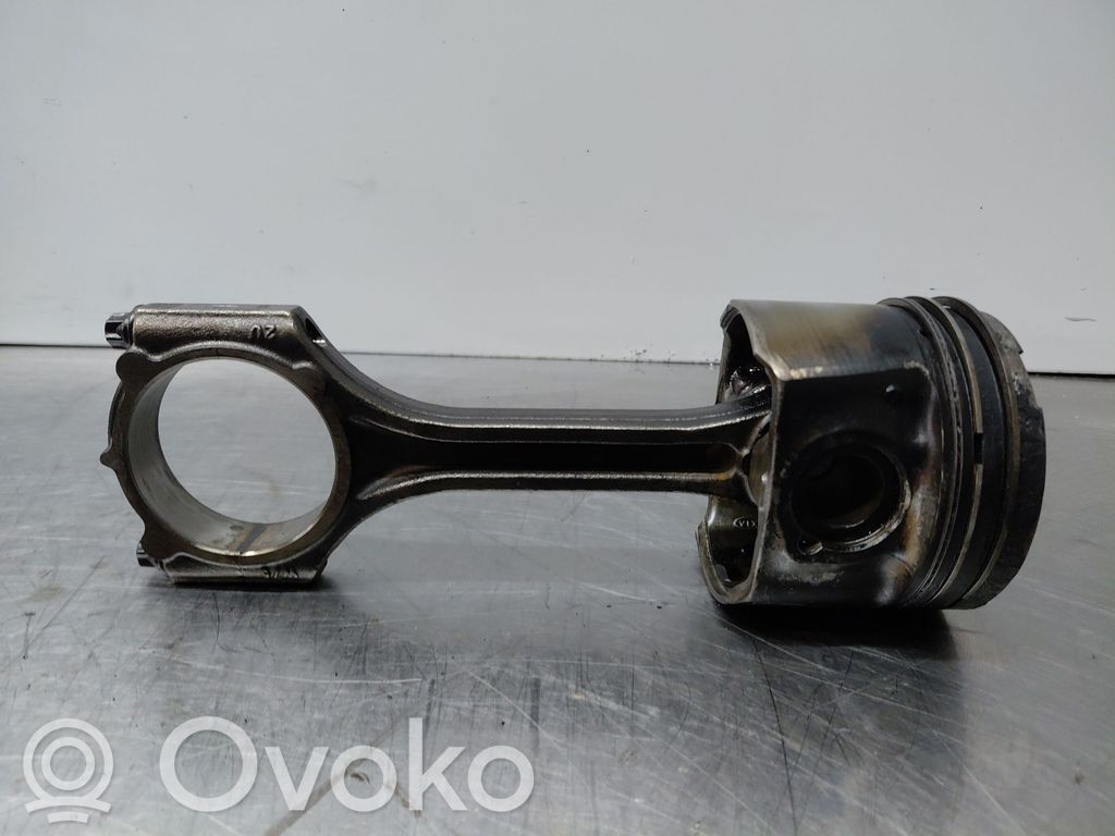 KIA Ceed Vaihdelaatikon kannake 