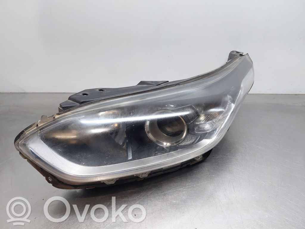 KIA Ceed Headlight/headlamp 