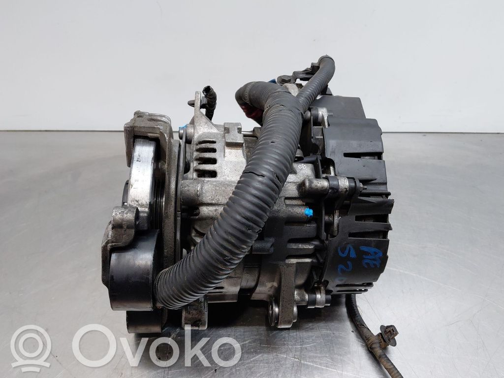 KIA Ceed Ģenerators 