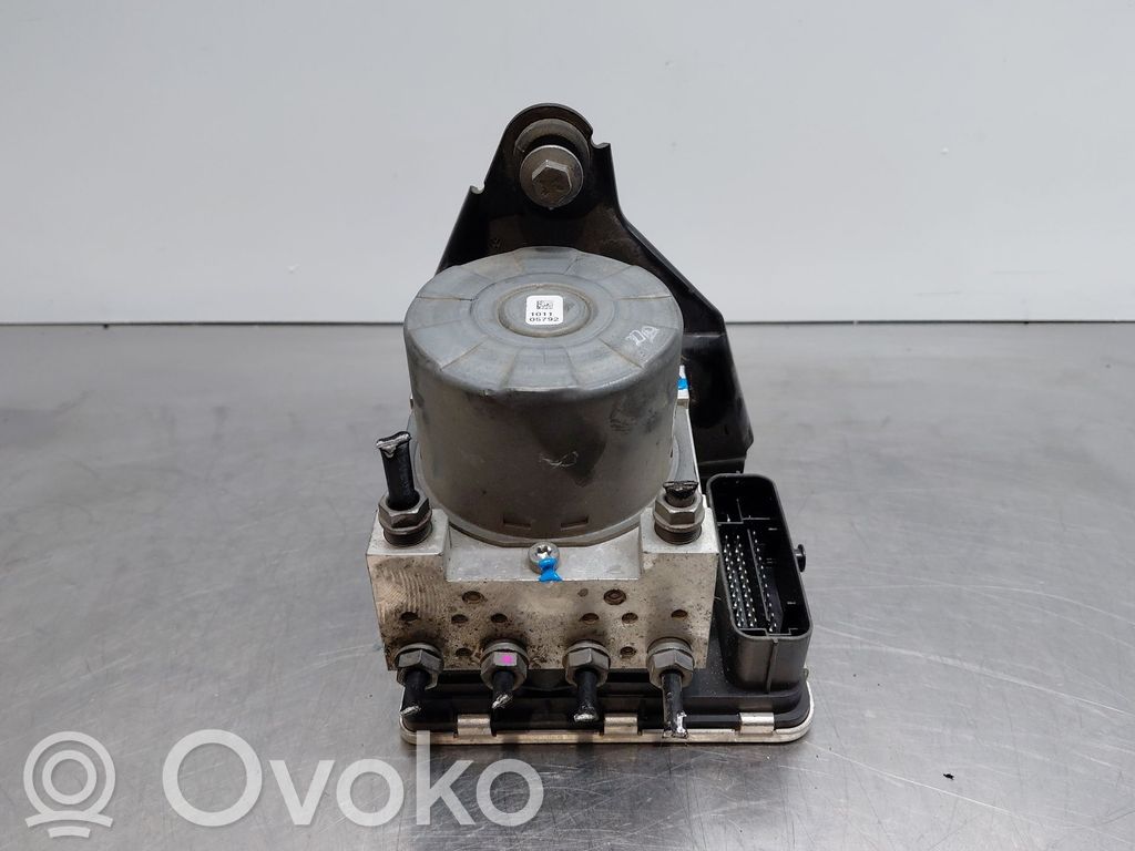 Volkswagen Caddy ABS Pump 