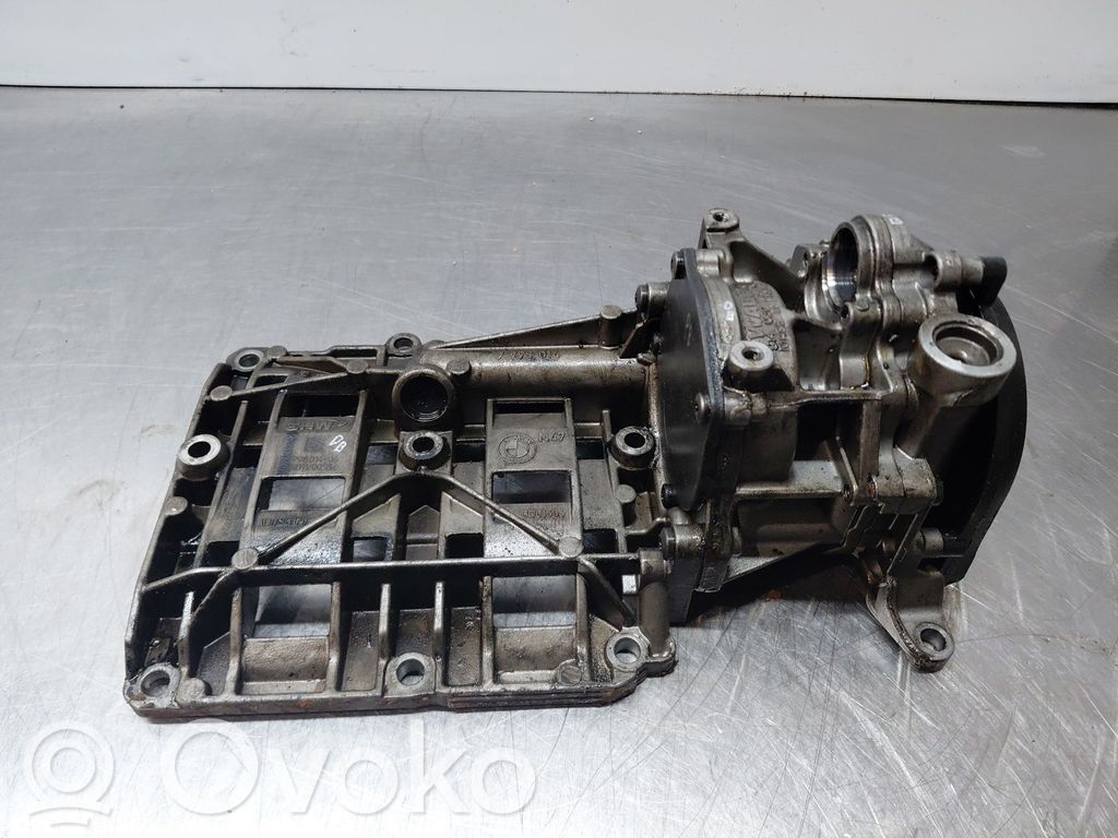 BMW 3 E90 E91 Oil pump 