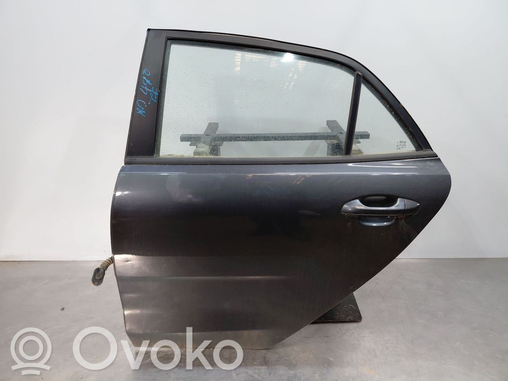 KIA Rio Galinės durys 
