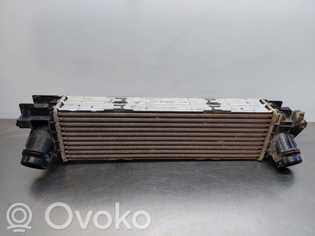 BMW 3 G20 G21 Радиатор интеркулера 