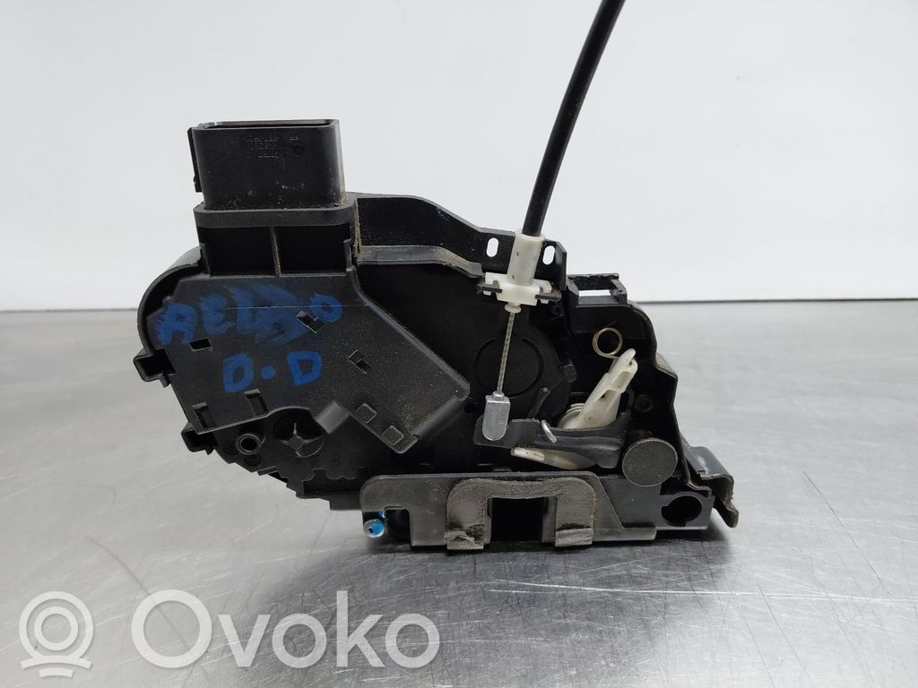 Ford Kuga I Front door lock 