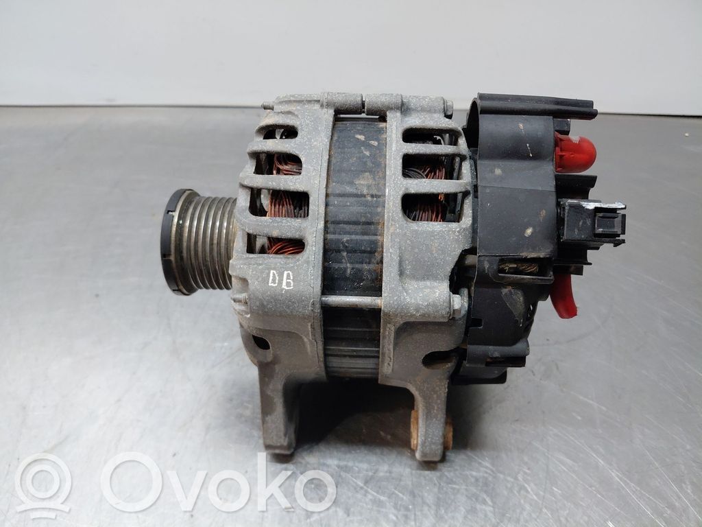 Nissan Juke II F16 Generatorius 