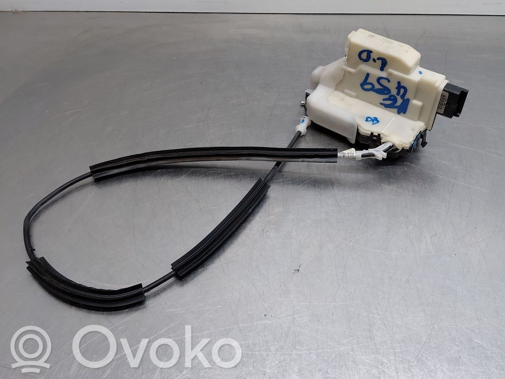 Loading door lock   SU001B0829