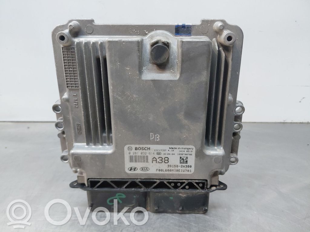 KIA Sportage Engine control unit/module 