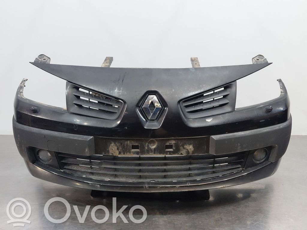 Renault Megane II Paraurti anteriore 