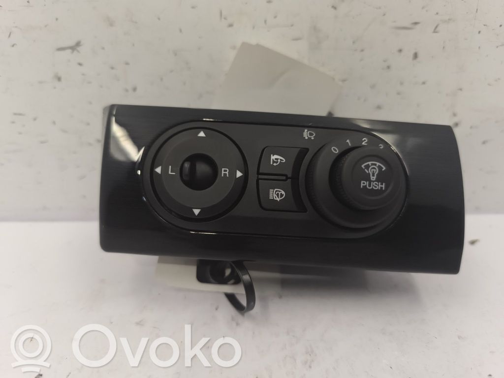 Chevrolet Captiva Wing mirror switch 
