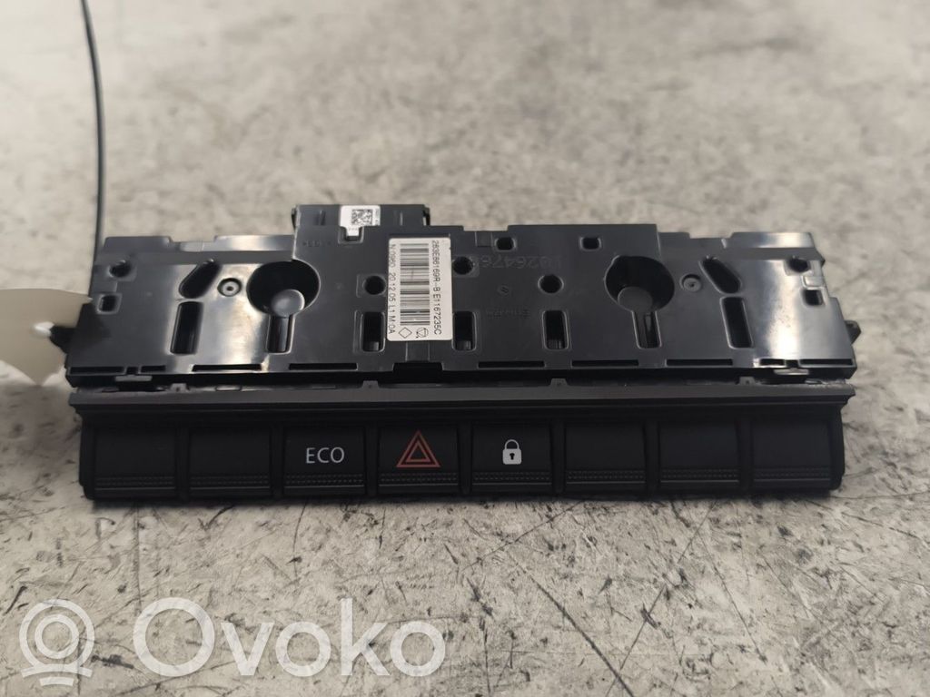 Renault Zoe Hazard light switch 