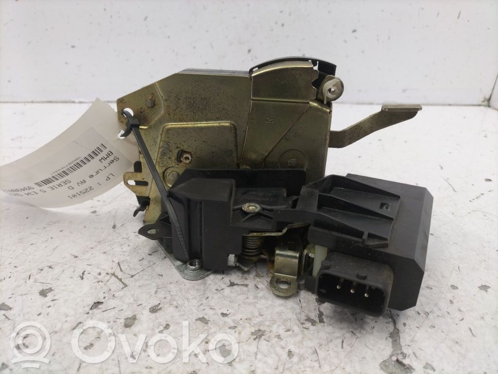 Front door lock   51211944016
