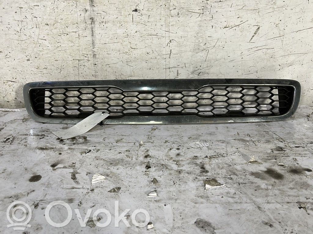 KIA Soul Etusäleikkö 