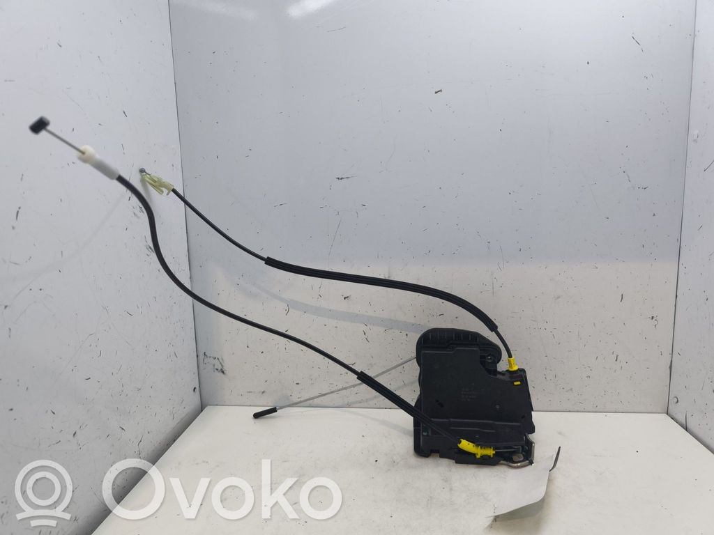 Opel Astra K Serratura portiera anteriore