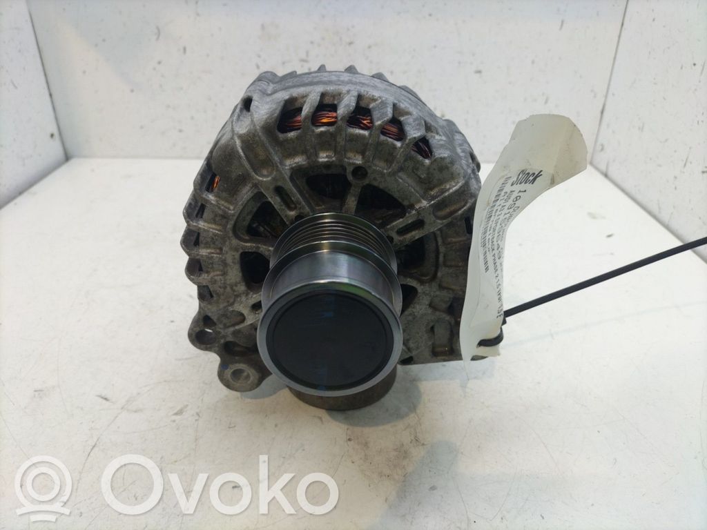 Alternador   04E903015Q