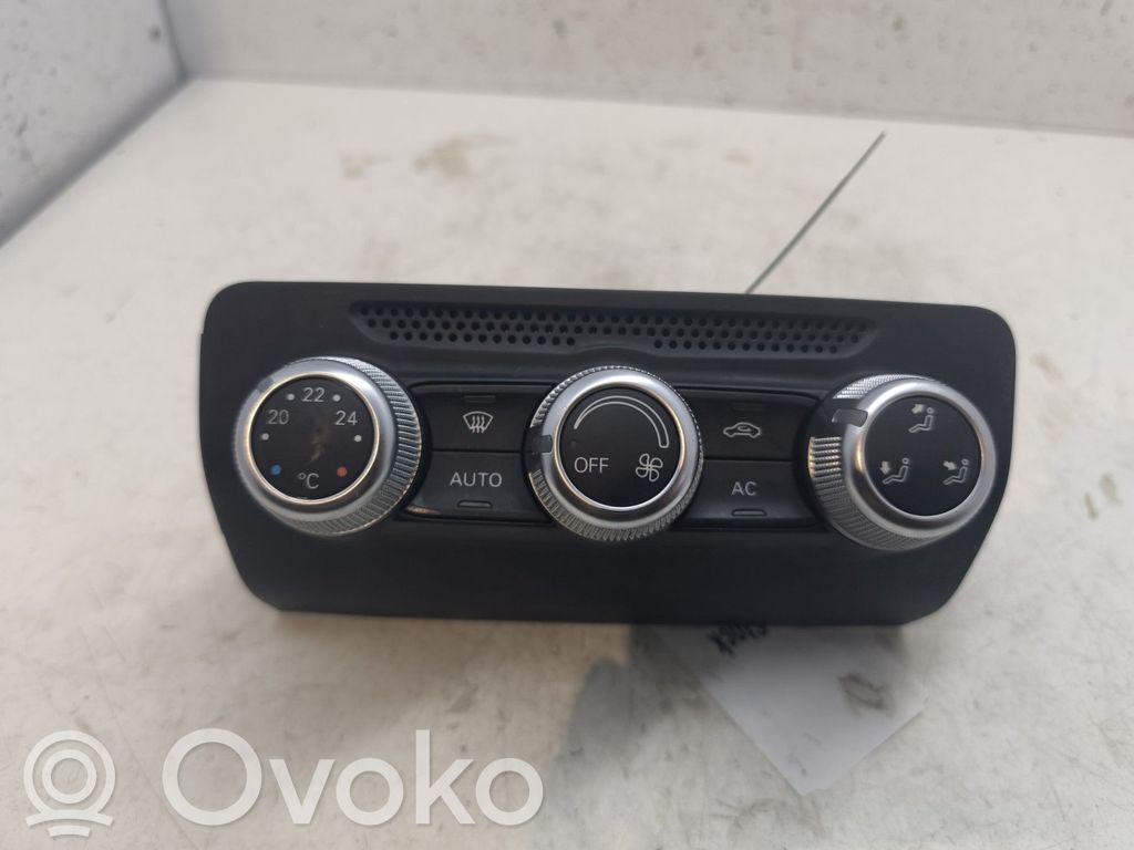 Audi A1 Climate control unit 
