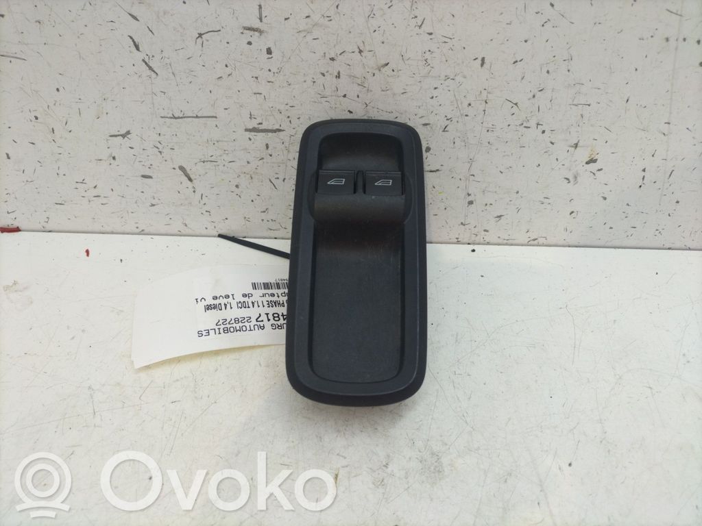 Ford Fiesta Interruttore di controllo dell’alzacristalli elettrico 